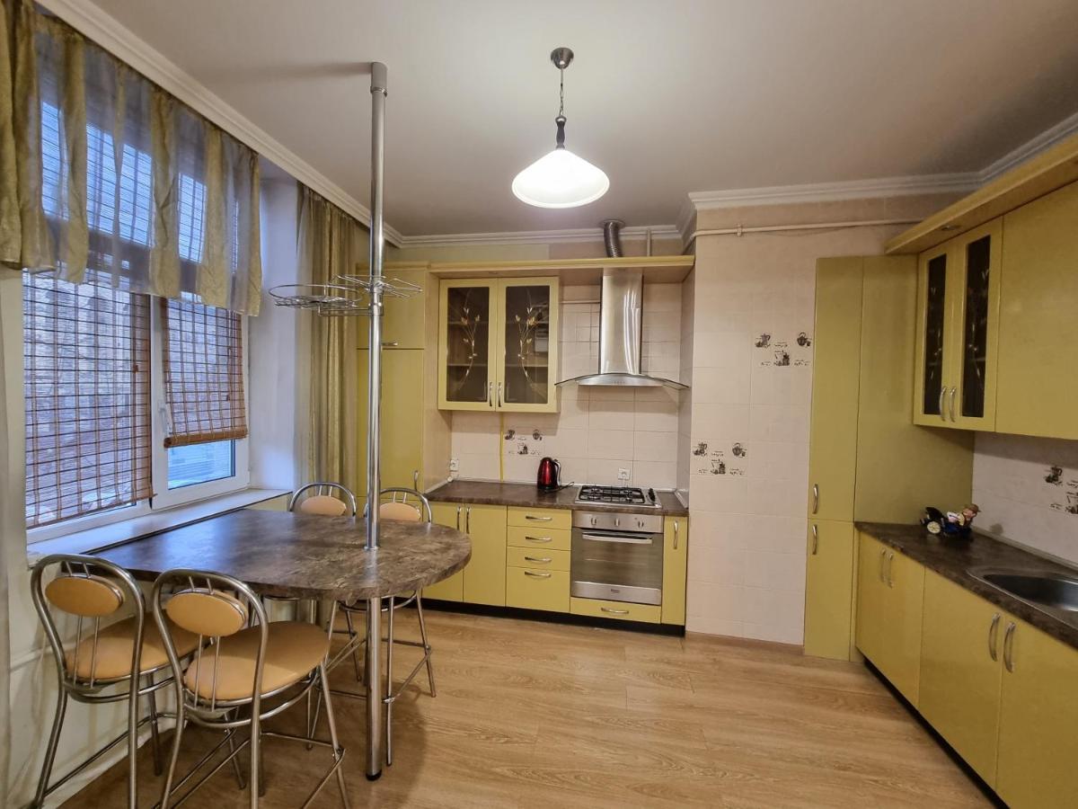 Stefan Cel Mare Boulevard Ultracentral Apartments In The Center Chisinau Exterior foto