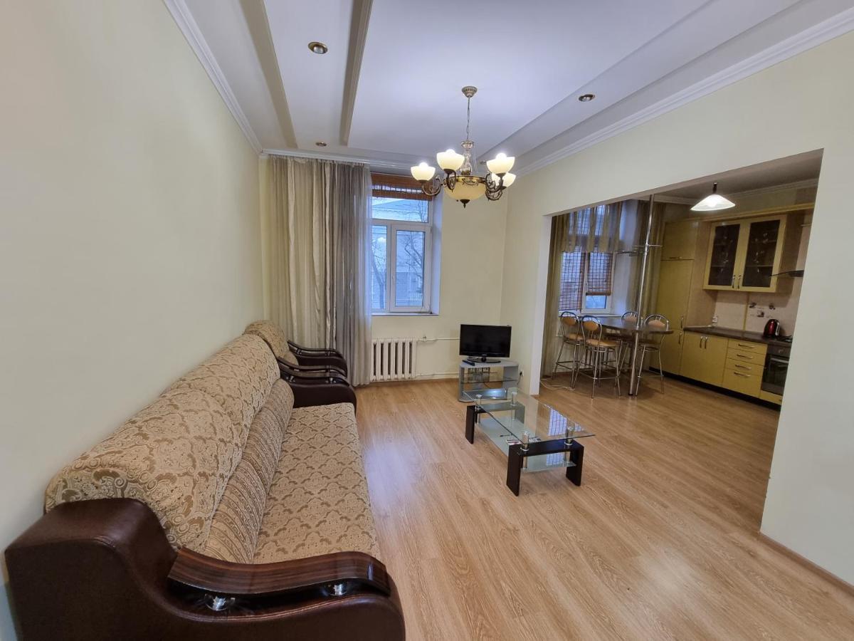 Stefan Cel Mare Boulevard Ultracentral Apartments In The Center Chisinau Exterior foto