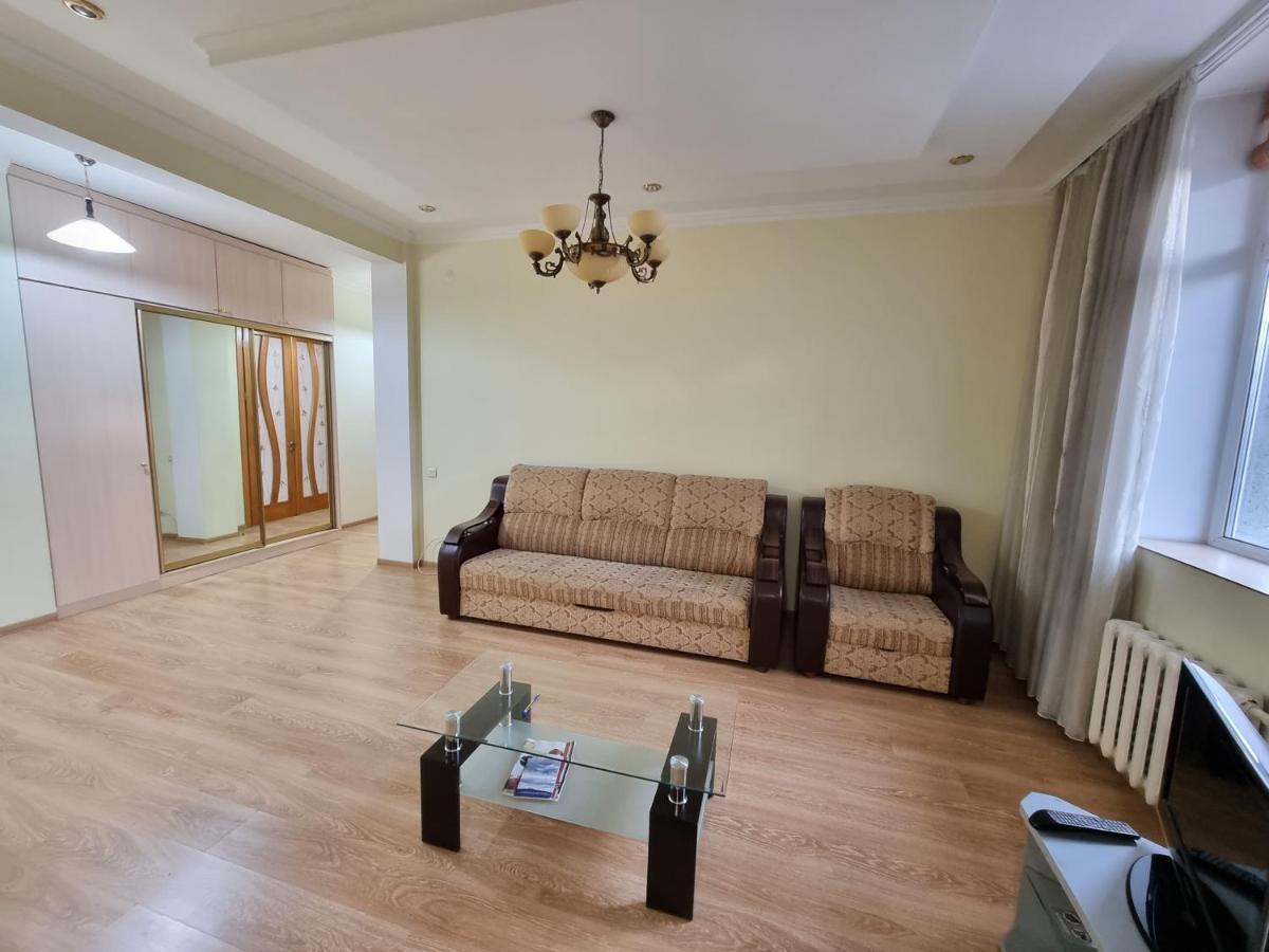 Stefan Cel Mare Boulevard Ultracentral Apartments In The Center Chisinau Exterior foto