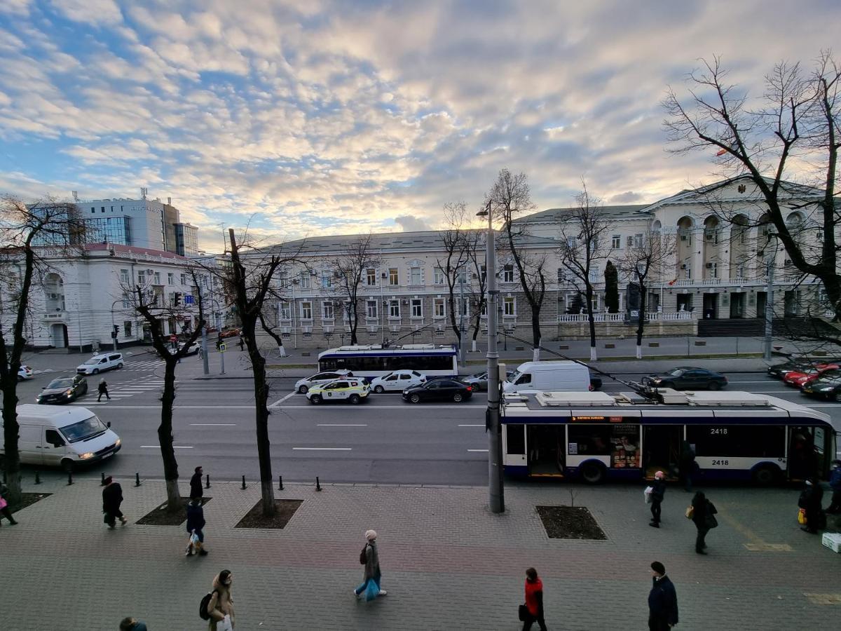 Stefan Cel Mare Boulevard Ultracentral Apartments In The Center Chisinau Exterior foto