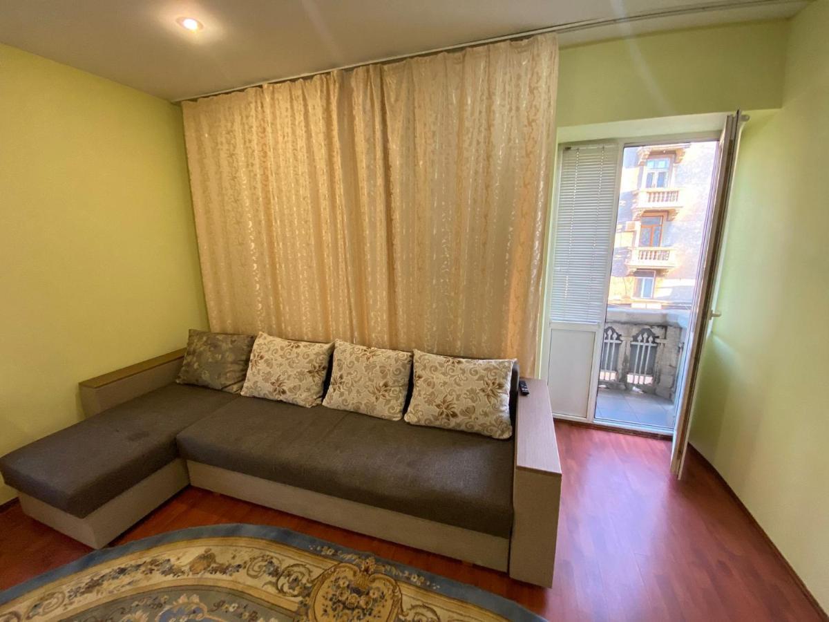Stefan Cel Mare Boulevard Ultracentral Apartments In The Center Chisinau Exterior foto